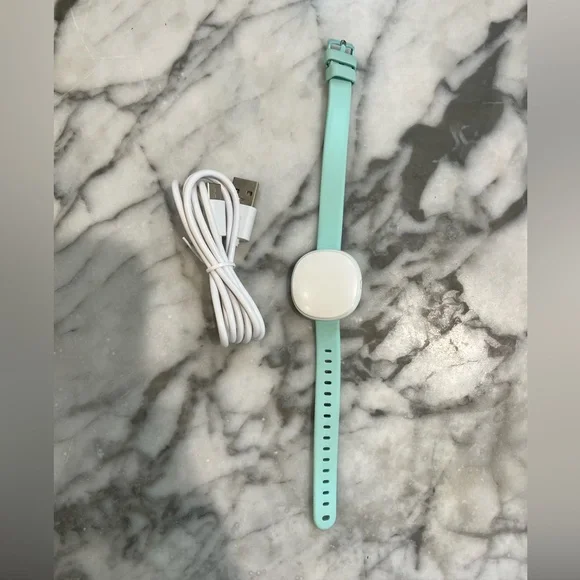 Ava Fertility Bracelet - Picture 4 of 5